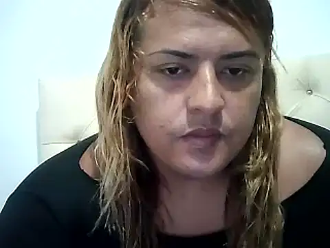 Snapshot of KIARAMARSHALLWELLZ chatting on 13, 12, 2024 KIARAMARSHALLWELLZ online show from 13, 12, 2024