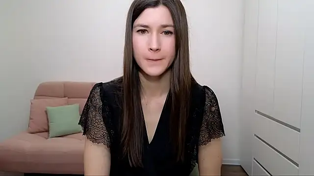 Snapshot of AliciaNewell chatting on 11, 2, 2025 AliciaNewell online show from 11, 2, 2025