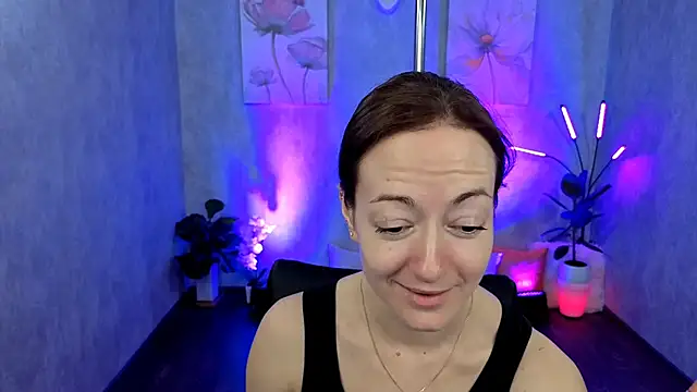 Snapshot of kimberlyray777 chatting on 4, 2, 2025 kimberlyray777 online show from 4, 2, 2025