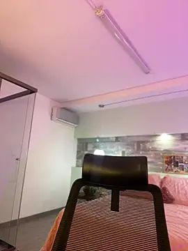 Emilia Bakerr online show from 29, 12, 2024