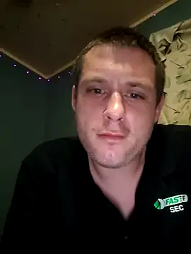 Snapshot of Dut421@xh chatting on 8, 3, 2026 Dut421xh online show from 8, 3, 2026