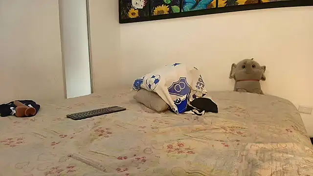 MrsFoucher online show from 2, 12, 2025