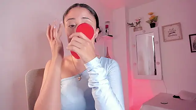  Caroliinee  online show from 2, 10, 2025