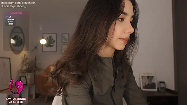 Snapshot of JulietteDee chatting on 19, 5, 2026 JulietteDee online show from 19, 5, 2026