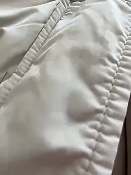 Snapshot of LikaCat chatting on 5, 1, 2025 LikaCat online show from 5, 1, 2025