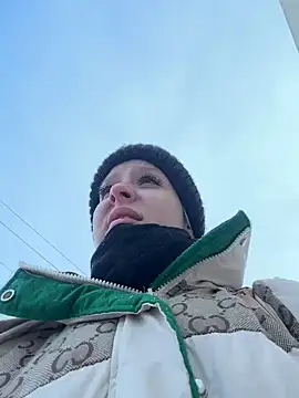 Snapshot of LikaCat chatting on 18, 1, 2025 LikaCat online show from 18, 1, 2025