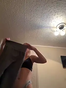 Snapshot of LikaCat chatting on 30, 1, 2025 LikaCat online show from 30, 1, 2025