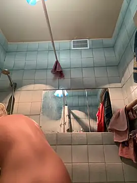 Snapshot of LikaCat chatting on 21, 2, 2025 LikaCat online show from 21, 2, 2025