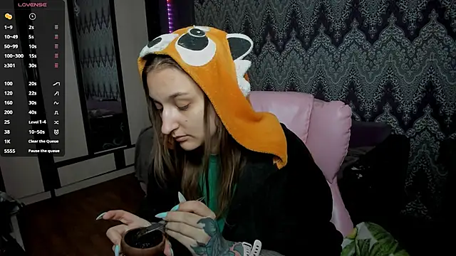 Snapshot of AlexRacc00n chatting on 12, 12, 2024 AlexRacc00n online show from 12, 12, 2024