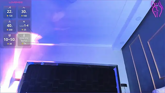 NikkySmiith online show from 6, 3, 2025