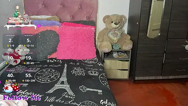 Snapshot of Tiffany_bunny2023 chatting on 4, 12, 2025 Tiffany bunny2023 online show from 4, 12, 2025