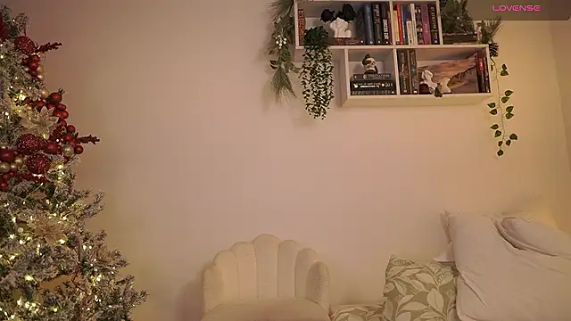 EmilyxRose - online show from 2, 12, 2024