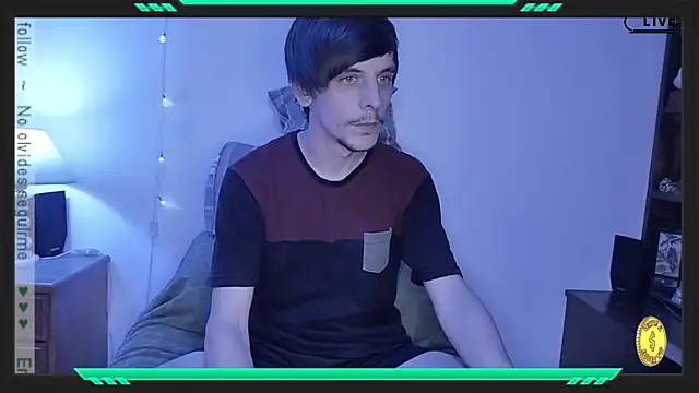 Snapshot of tobix_ chatting on 8, 12, 2024 tobix online show from 8, 12, 2024