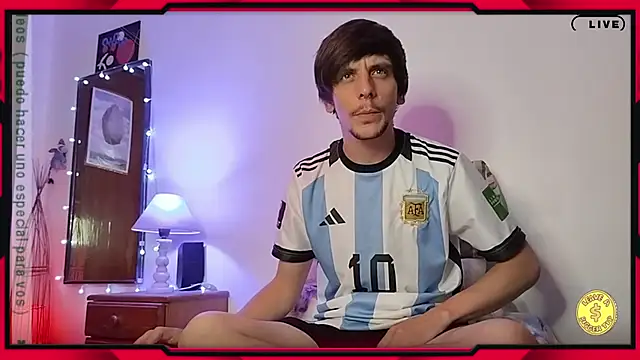 Snapshot of tobix_ chatting on 21, 12, 2024 tobix online show from 21, 12, 2024