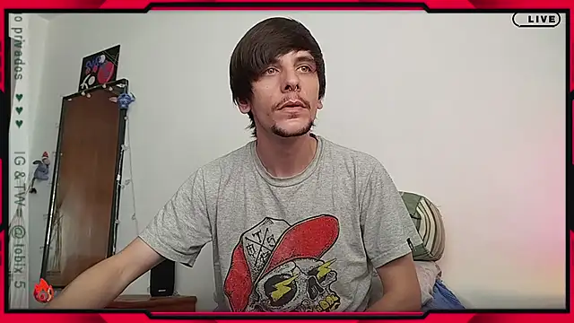 Snapshot of tobix_ chatting on 10, 1, 2025 tobix online show from 10, 1, 2025