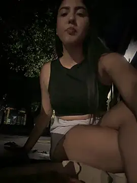 MarianaBenz online show from 6, 3, 2025