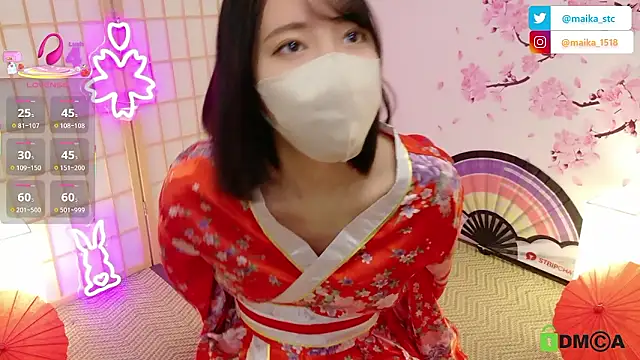 Snapshot of maika08 chatting on 29, 11, 2025 maika08 online show from 29, 11, 2025