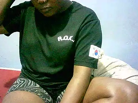 Snapshot of honeypotsweet chatting on 13, 9, 2025 honeypotsweet online show from 13, 9, 2025