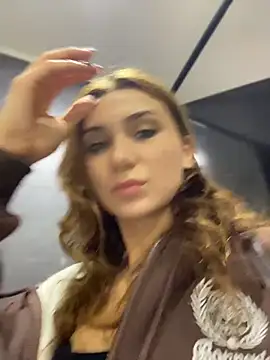 QuitieLia online show from 21, 4, 2026