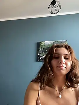 QuitieLia online show from 8, 6, 2026