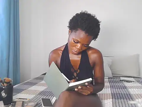 petiteebony 81 online show from 27, 10, 2025