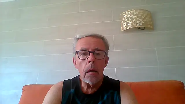 Snapshot of tuggy59 chatting on 29, 6, 2026 tuggy59 online show from 29, 6, 2026