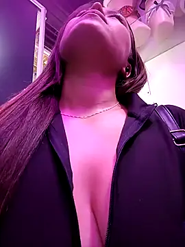 marena saenz online show from 12, 12, 2024