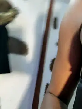 Jeniffer Jarvis online show from 5, 3, 2025