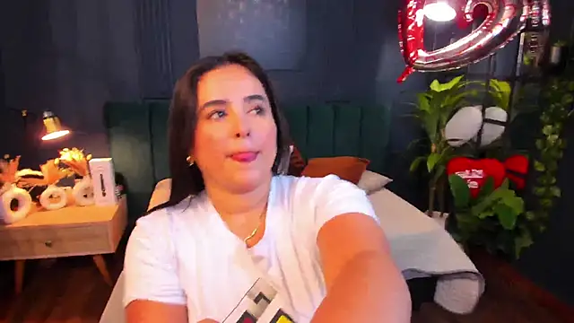 taylor bennet online show from 21, 2, 2025