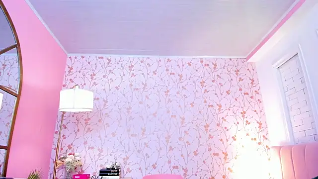 Snapshot of taylor_bennet chatting on 18, 4, 2026 taylor bennet online show from 18, 4, 2026
