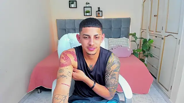 Alex cute77 online show from 10, 1, 2025