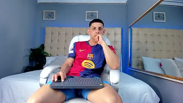 Alex cute77 online show from 16, 9, 2025