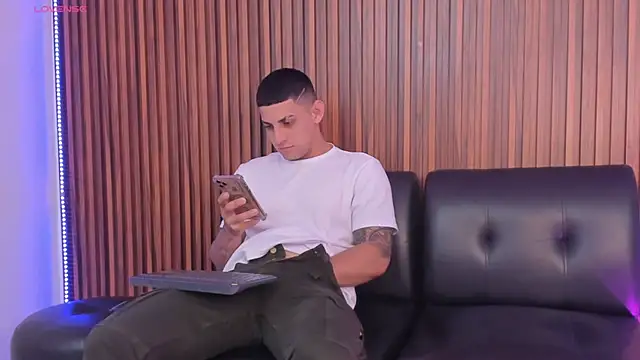 Alex cute77 online show from 19, 1, 2026