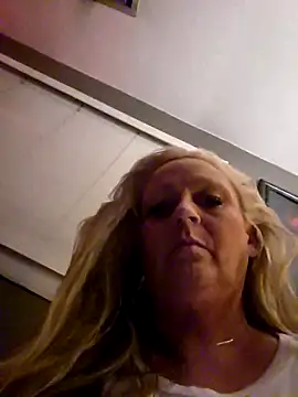 Southern Bella online show from 25, 9, 2025