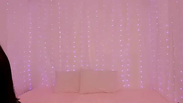 Snapshot of lili_taylor chatting on 22, 12, 2024 lili taylor online show from 22, 12, 2024