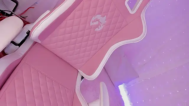 Snapshot of lili_taylor chatting on 27, 1, 2025 lili taylor online show from 27, 1, 2025