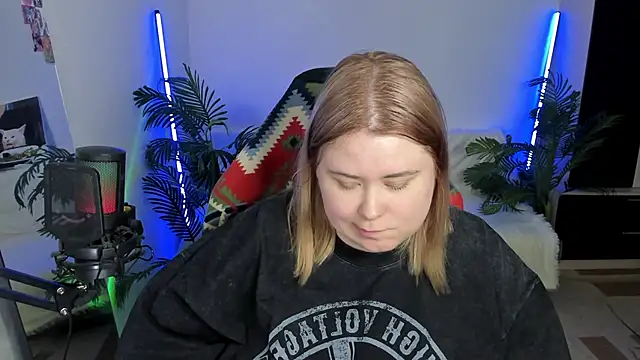 Akemi BBW online show from 25, 2, 2025