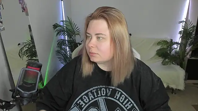 Akemi BBW online show from 1, 3, 2025