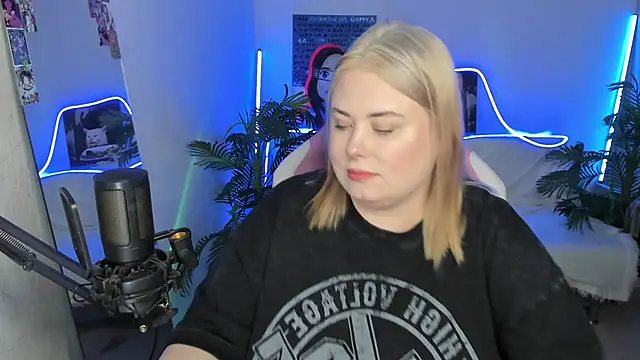 Akemi BBW online show from 20, 3, 2025