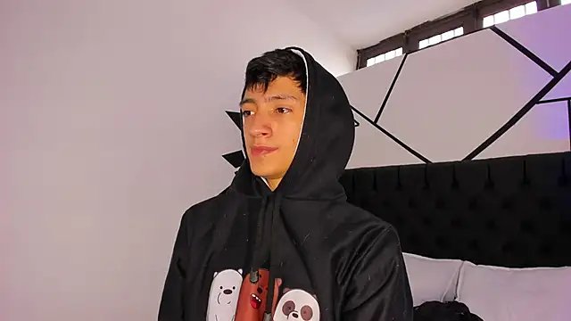 DereckCooperr online show from 10, 3, 2025