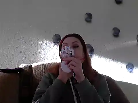 Jillian Pattie online show from 15, 11, 2025