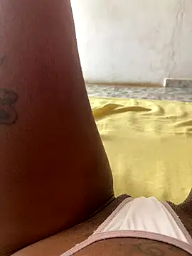 MariaLorenaah online show from 8, 10, 2025