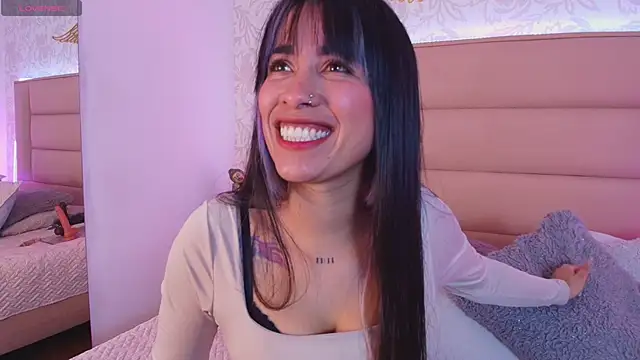 monserrat towers online show from 22, 12, 2025