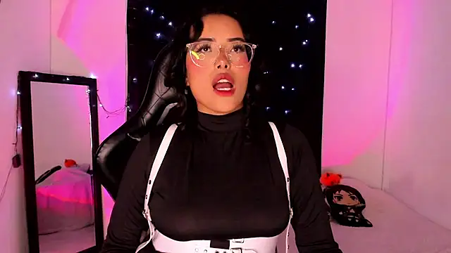 Snapshot of willow_poisson chatting on 13, 1, 2025 willow poisson online show from 13, 1, 2025