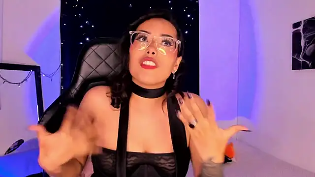 Snapshot of willow_poisson chatting on 22, 1, 2025 willow poisson online show from 22, 1, 2025