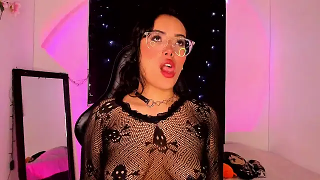 Snapshot of willow_poisson chatting on 30, 1, 2025 willow poisson online show from 30, 1, 2025