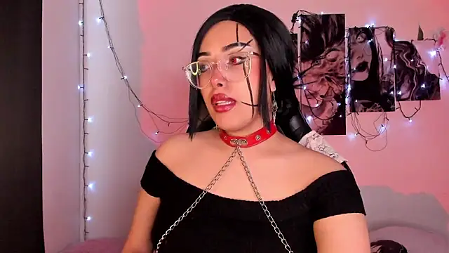 Snapshot of willow_poisson chatting on 25, 9, 2025 willow poisson online show from 25, 9, 2025