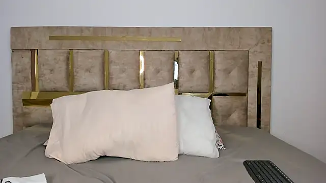 Snapshot of thecrazyadamss_ chatting on 4, 10, 2025 thecrazyadamss online show from 4, 10, 2025