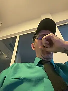 Snapshot of Juliano2289 chatting on 9, 6, 2026 Juliano2289 online show from 9, 6, 2026