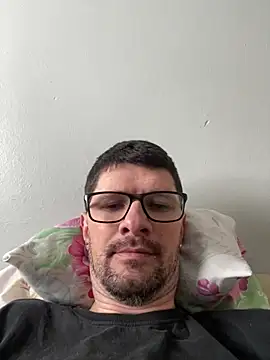 Snapshot of Juliano2289 chatting on 14, 7, 2026 Juliano2289 online show from 14, 7, 2026